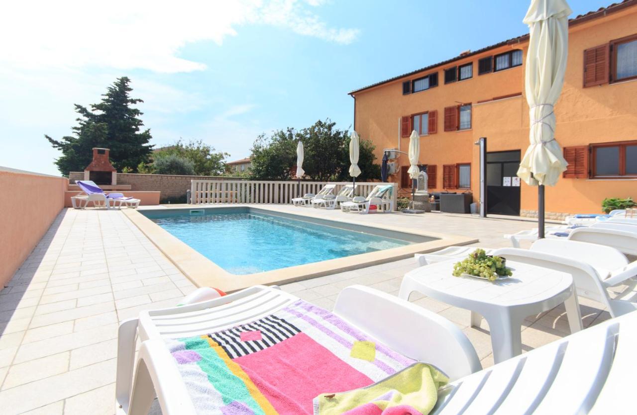Villa Vinkuran Exterior foto